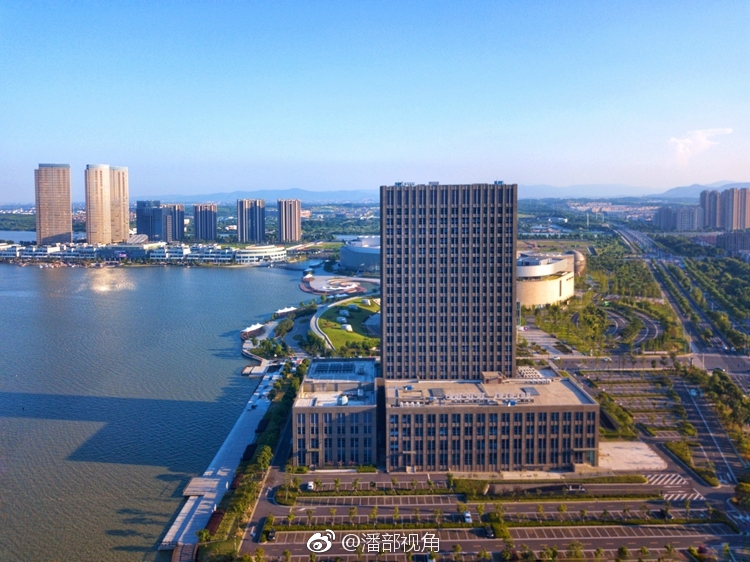 蓝天下的宜兴东氿,一座快速成长的新城.