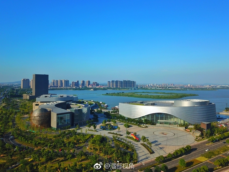 蓝天下的宜兴东氿,一座快速成长的新城.