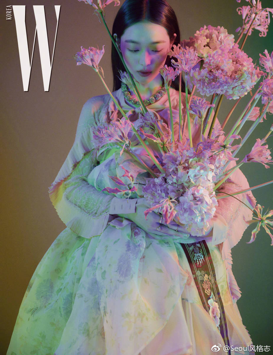 崔雪莉 × w korea十月刊,期待已久的正片终于来啦