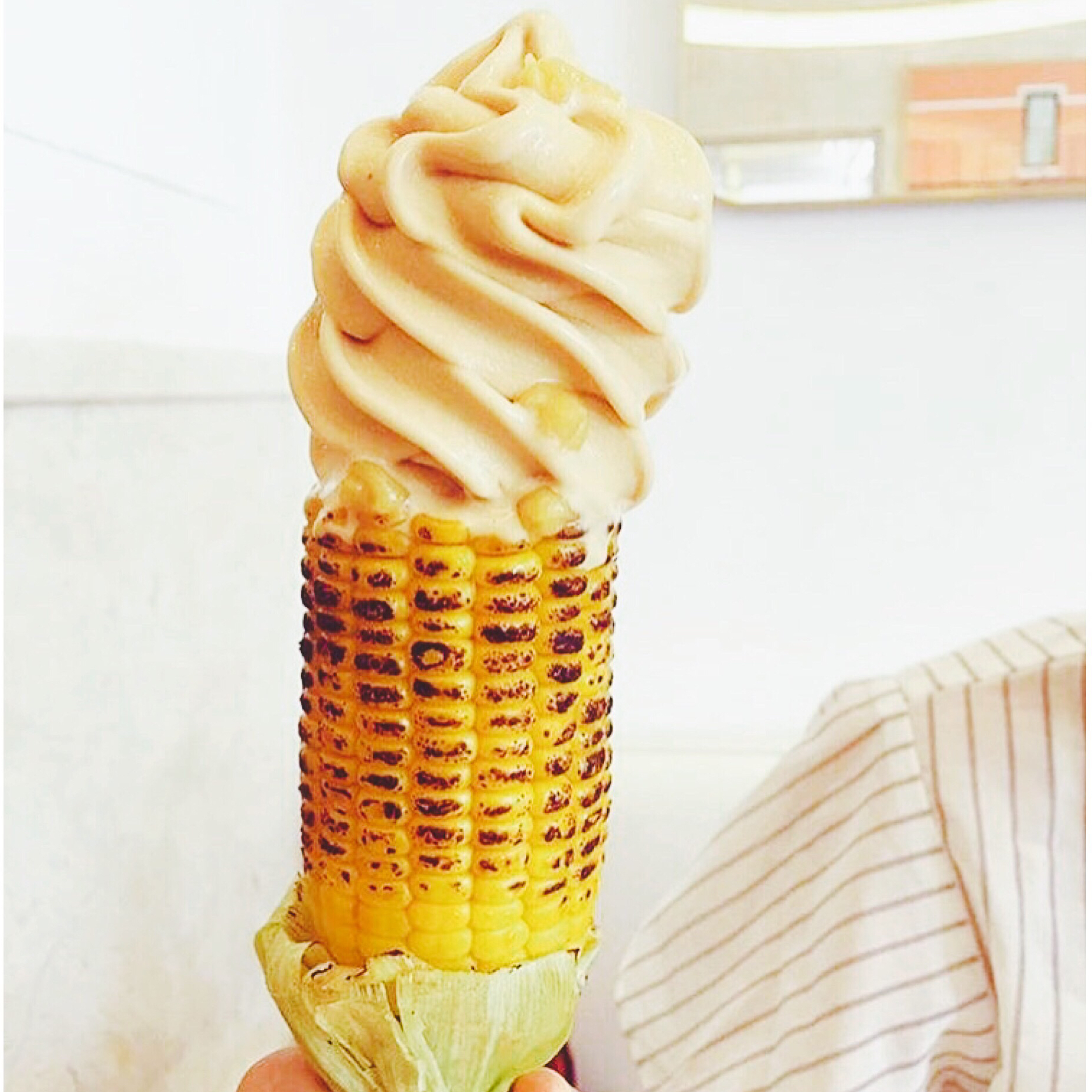 冷门有趣的吃法dominique ansel bakery推出的夏日限定烤玉米冰淇淋