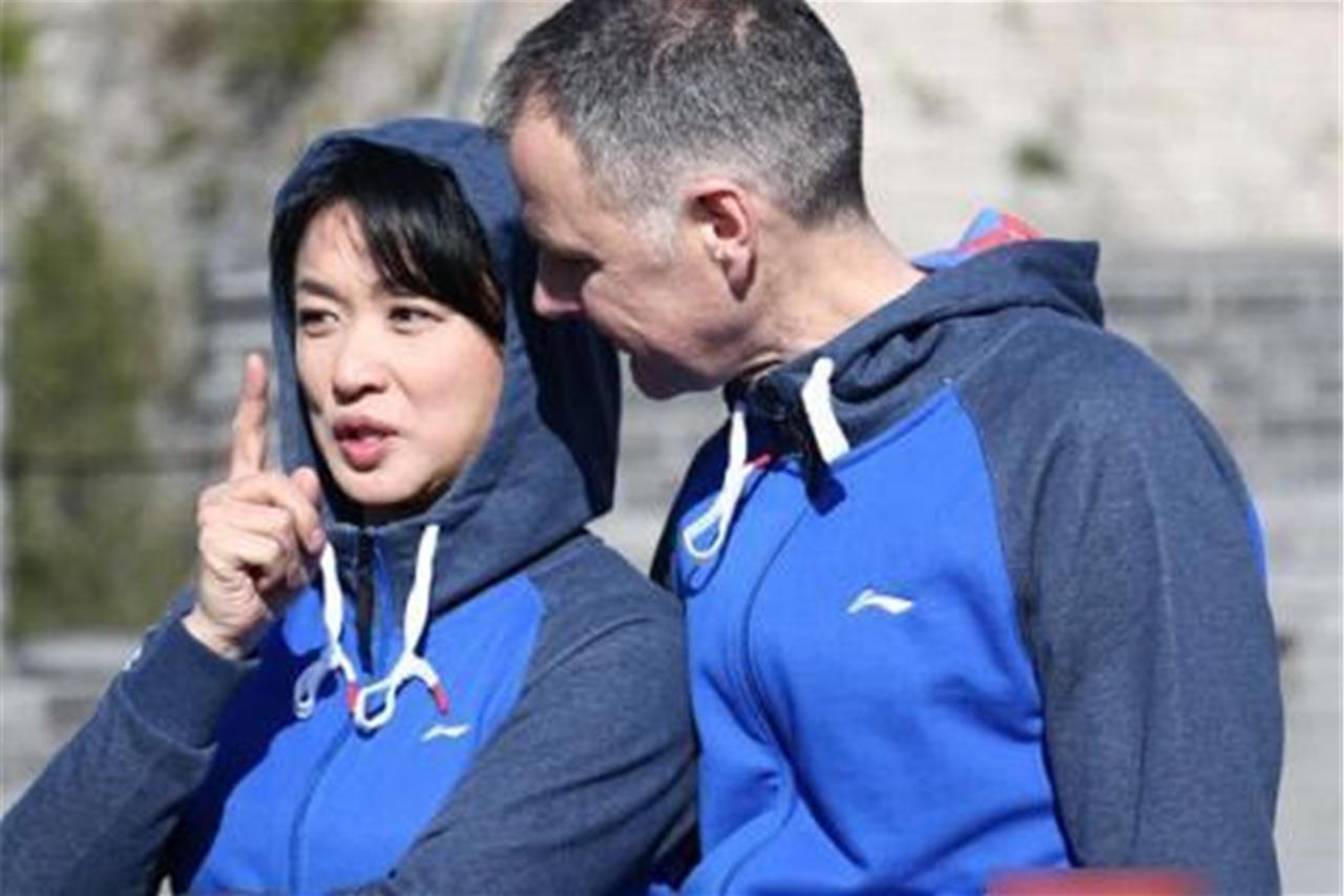 金星和老公是否有夫妻生活?汉斯说出4个字,诠释什么是爱情!