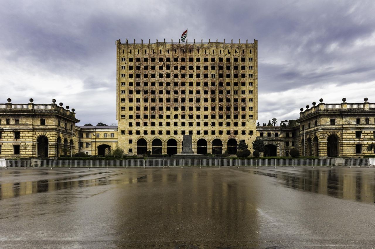 实拍因战争被遗弃的阿布哈兹国荒无人烟犹如无人鬼城