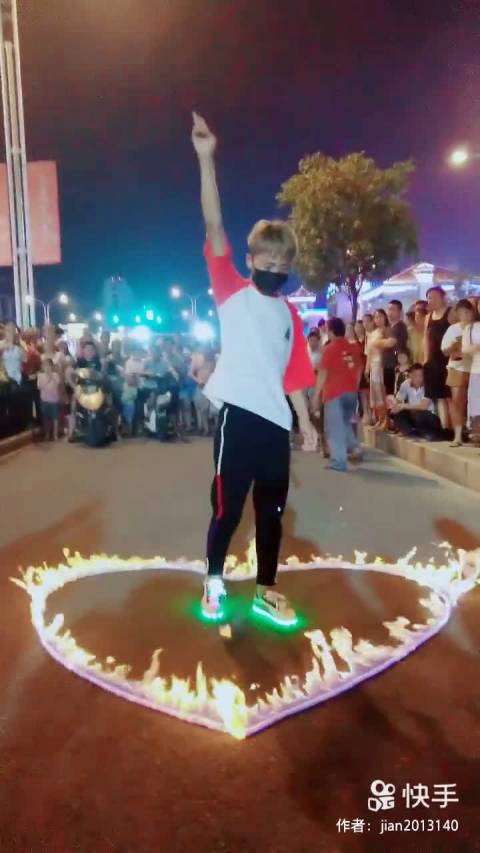 梁田的少年说:不要再懒了 要把舞蹈学好