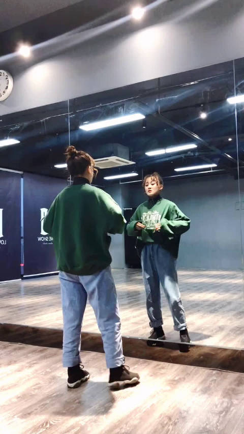 抖腿舞分解教程来啦一起来namanana～@口袋舞蹈君 @努力努力再努力x