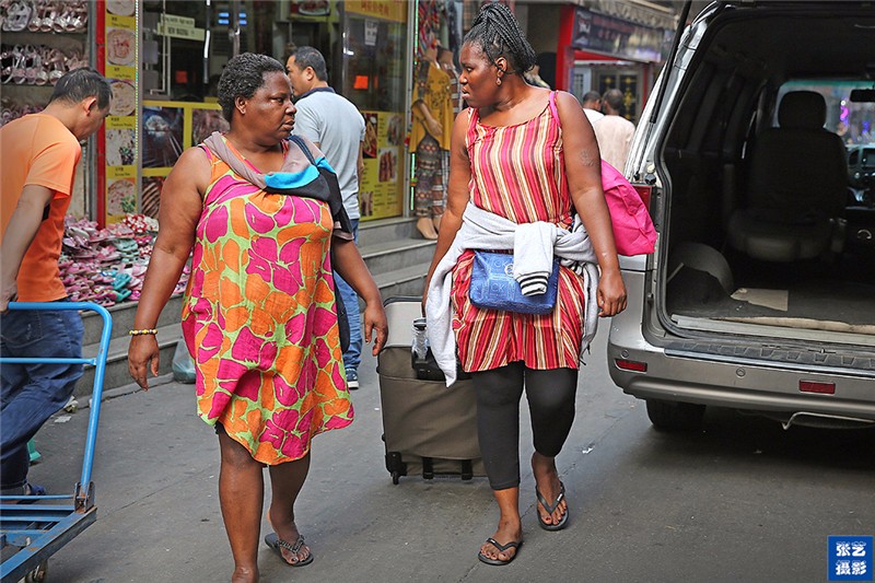 广州有一条街,外地人去了以为到了非洲,非洲人把这当成家