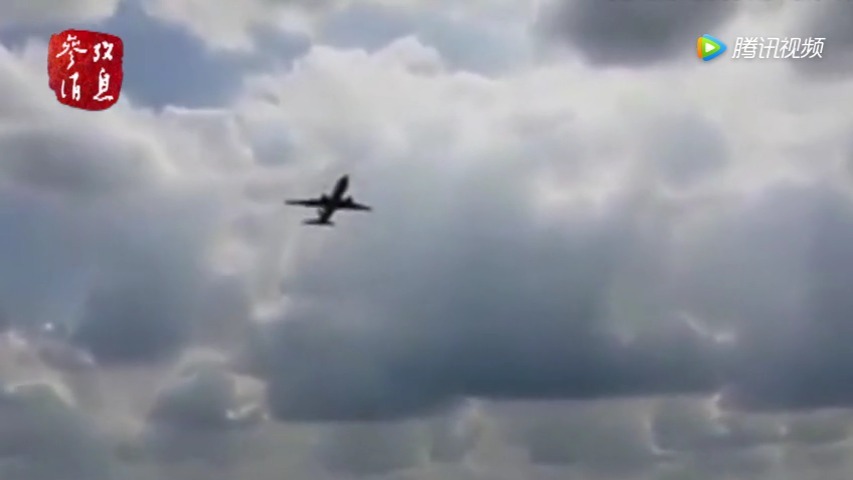 【川航一航班玻璃破裂备降2人受伤:塔台呼叫机