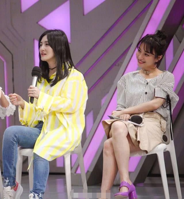 沈月机场街拍被嘲腿粗 她能和周冬雨 吴昕一样逆袭成腿精吗?