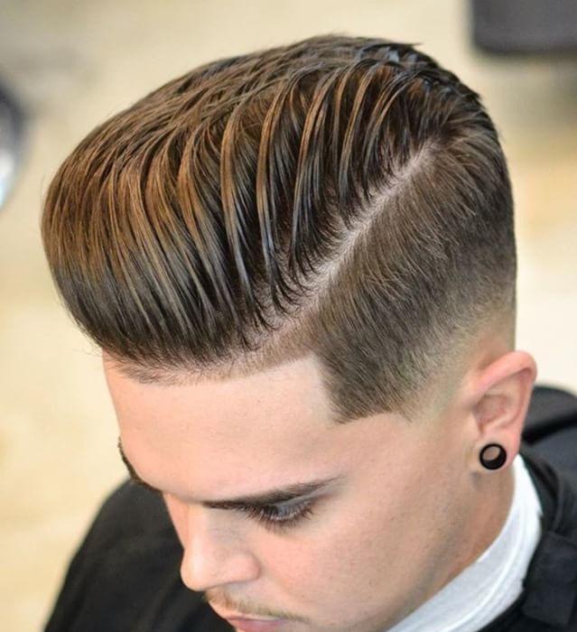 不过,背头是不太挑脸型的,不管你是国字脸还是瓜子脸,胖脸还是瘦脸