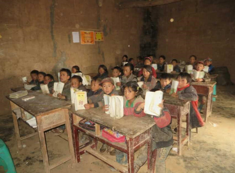 那些年,农村的孩子是这样上学的!属于70后,80后的回忆