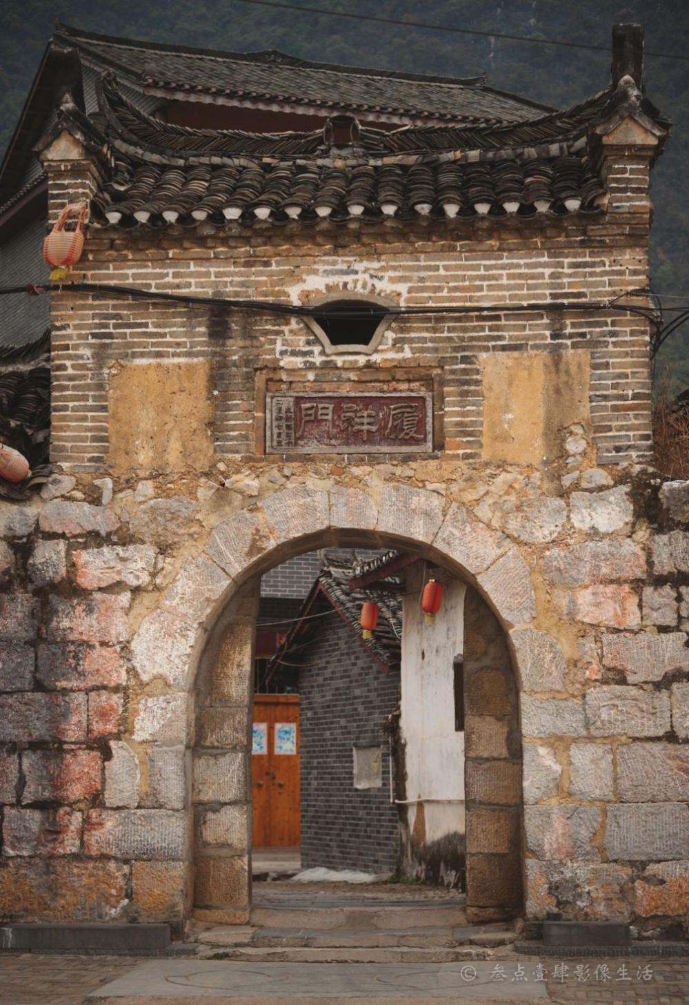 坐落于荔浦县马岭镇,始建于北宋年间,已有1000多年的历史.