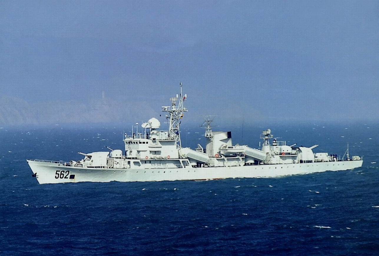 中国人民解放军海军:2018海军各类舰艇大全|舰炮|南海舰队|护卫舰