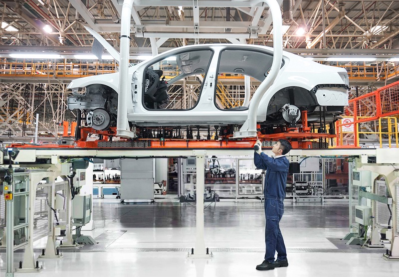 严苛的质量监测 每个机器人都是"细节控"