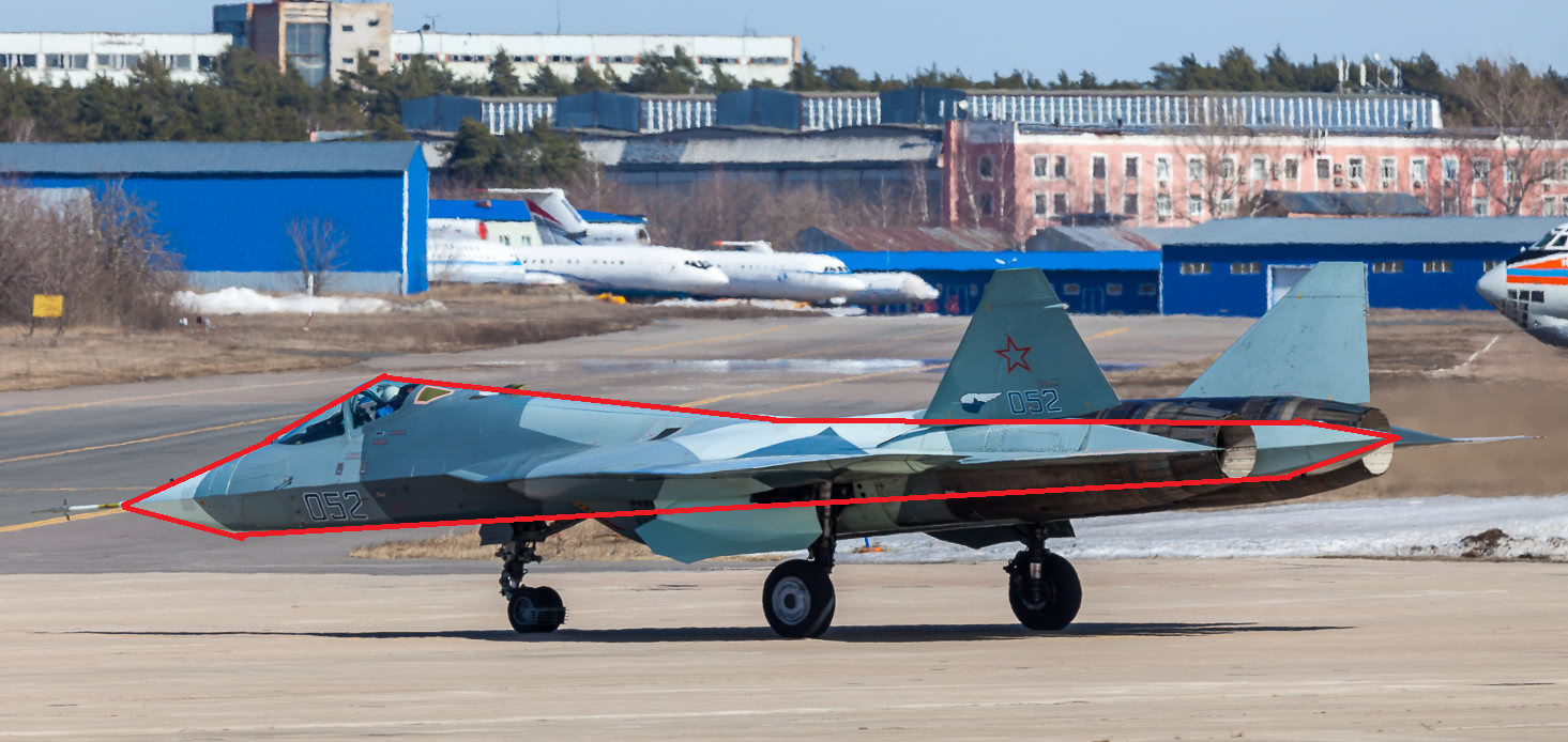 苏57开弹仓投巡航导弹很牛认真来说设计师走错了路