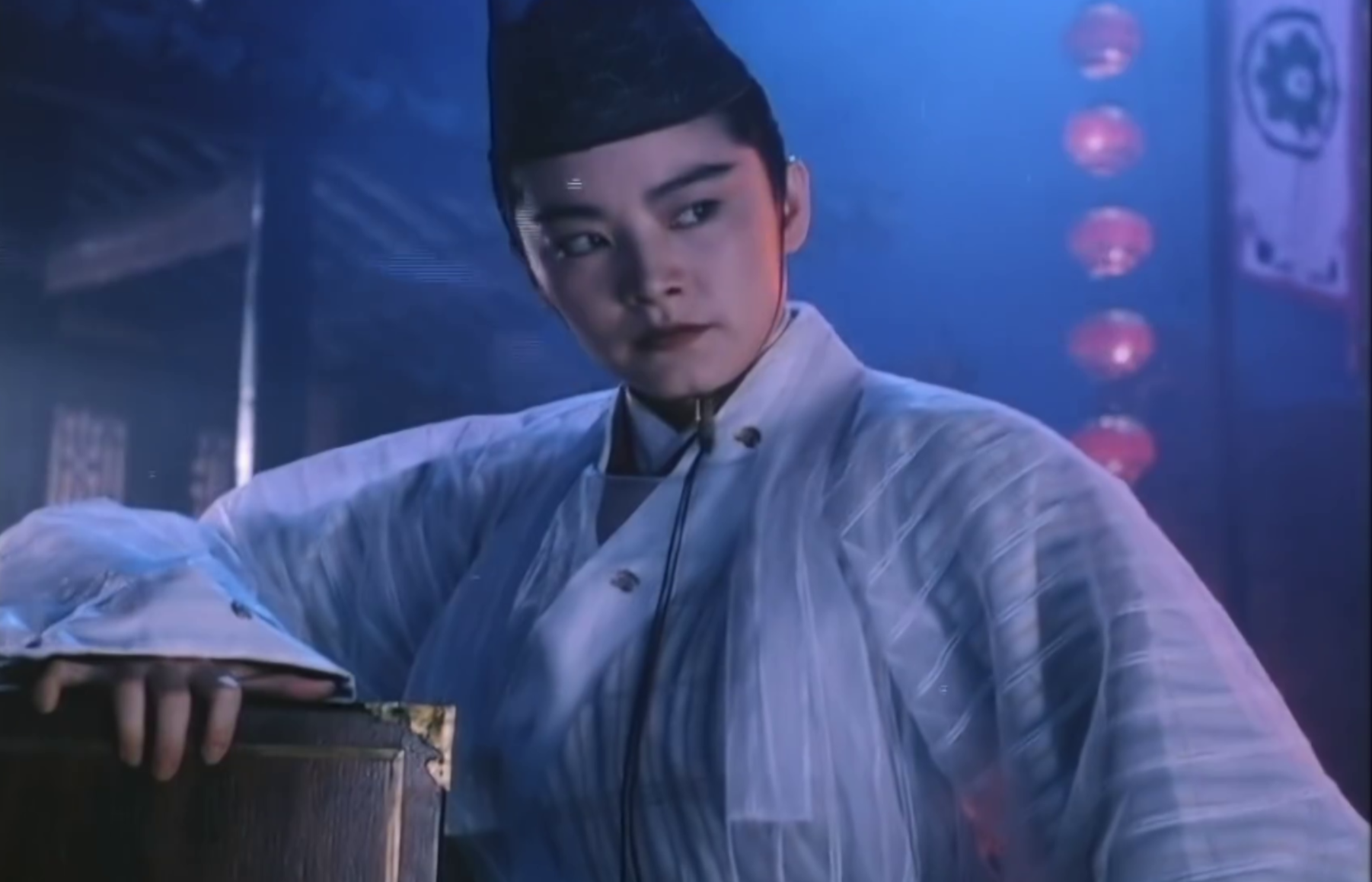 林青霞在六指琴魔中眉宇之间都是英气