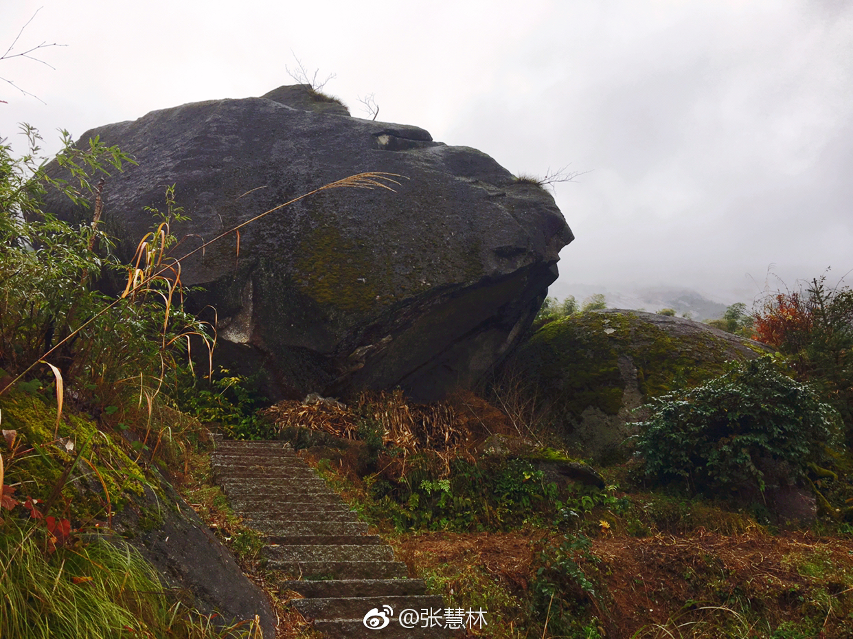 虎形山瑶族乡成立于1956年,位于隆回县西北部,雪峰山脉东麓