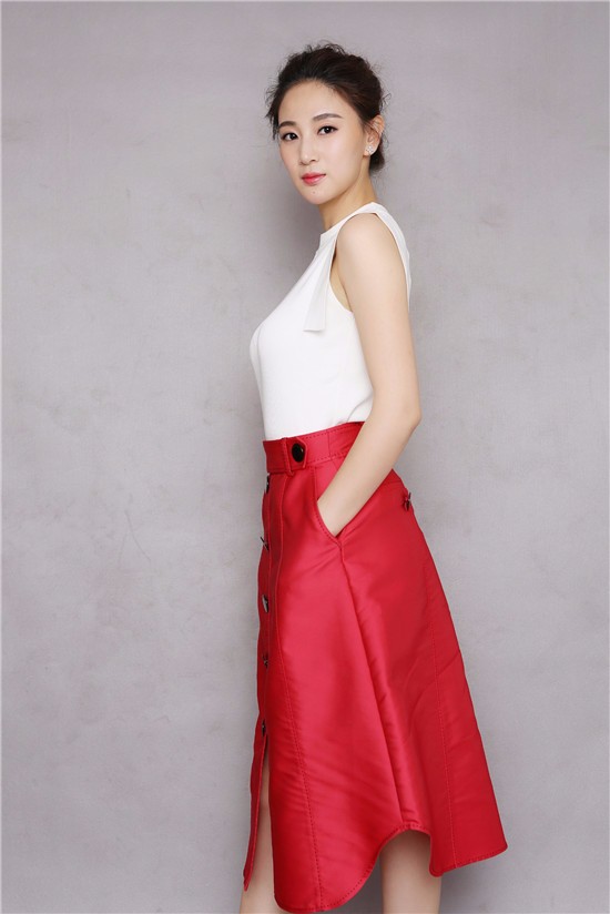 侯梦莎经纪人联系方式13524211195