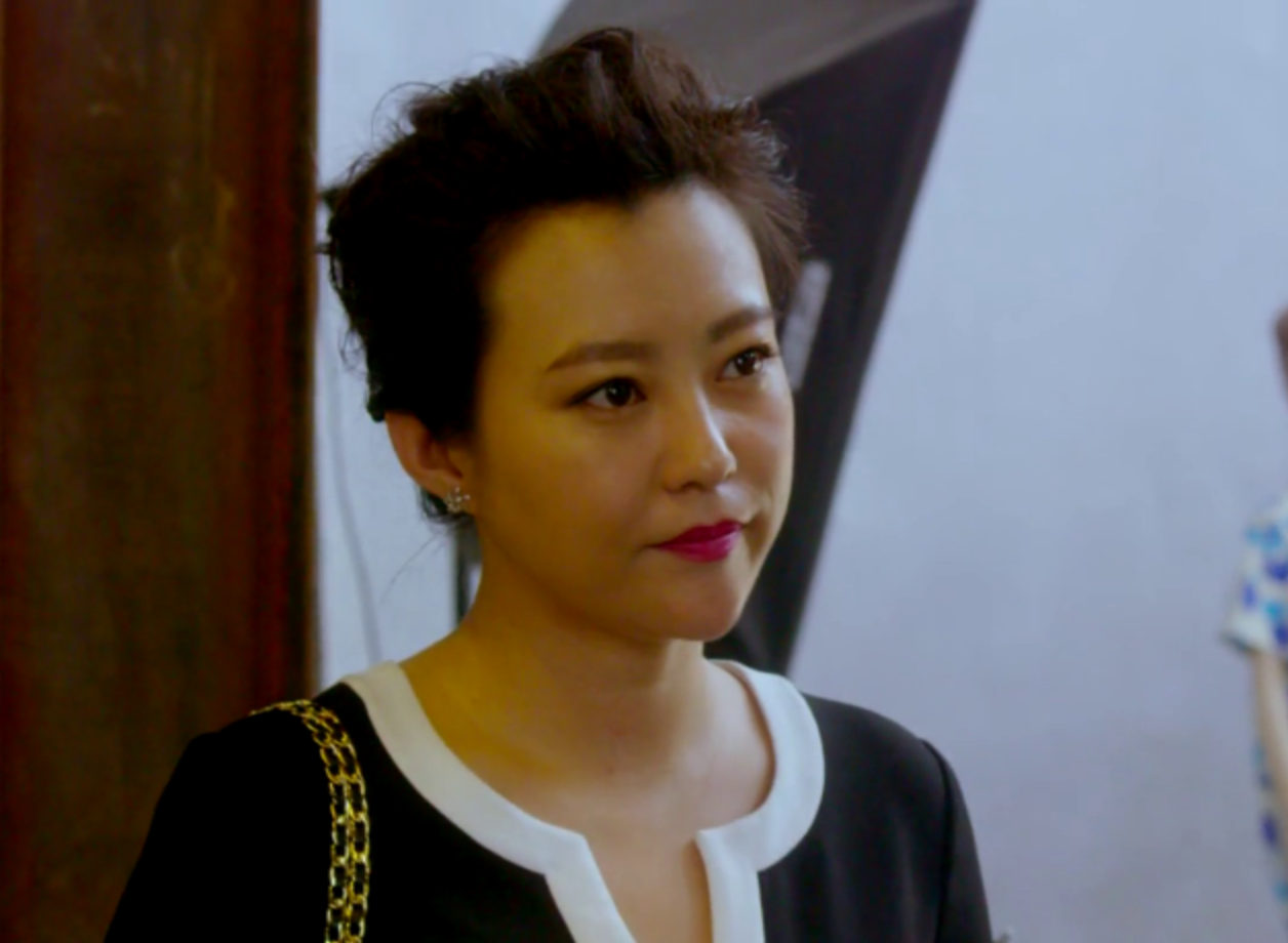 郝蕾在这部电影中的形象完美诠释了职业中的性感美|郝蕾|性感美|职业_新浪新闻