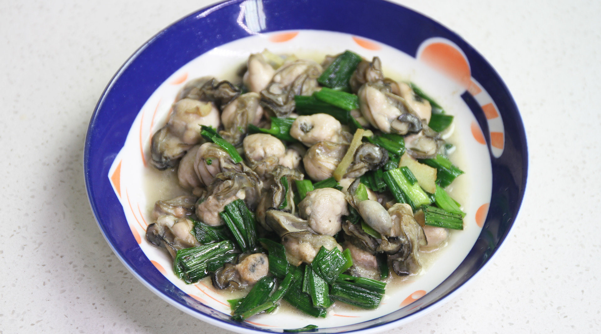 闽南人炒海蛎,海蛎不能直接下锅,这样做能保存海鲜的鲜味