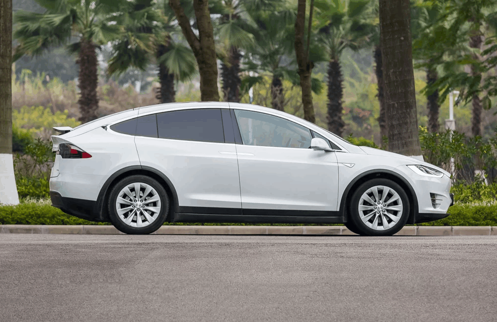 xt-5 xts 特斯拉公司(tesla inc)由斯坦福大学硕士辍学生伊隆