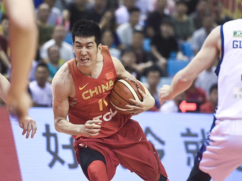 中国男篮一防守悍将技能包升级,他令郭士强如获至宝,辽篮稳了?