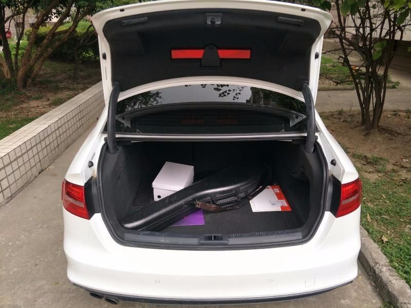 男子19万买二手奥迪a4l,回家打开后备箱以后,车主:赚到了-新浪汽车