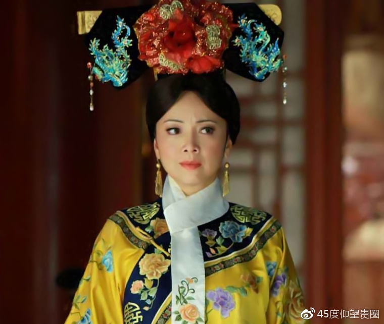 邓萃雯:新《还珠格格》皇后,做小三被手撕,至今未婚是因为这个