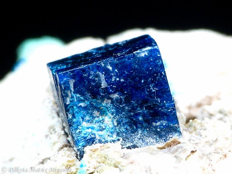 银铜氯铅矿boleite