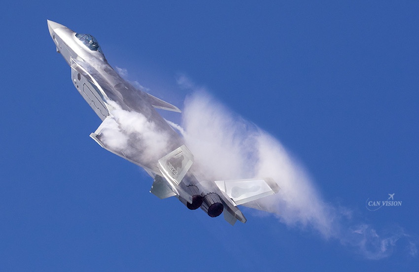 "威龙杯"航展摄影大赛|八一雄鹰一飞冲天