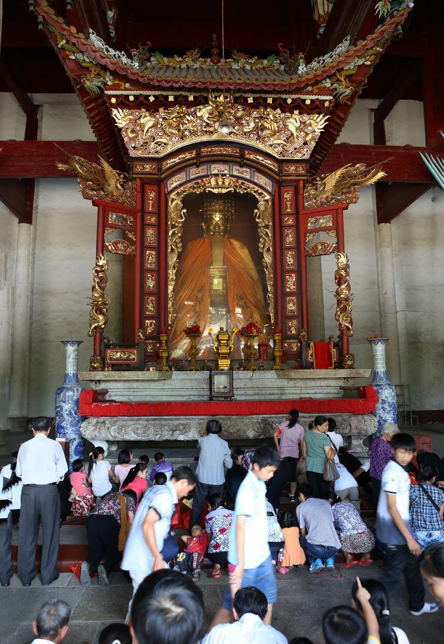 中国南方最大的一座庙宇, 号称"南国故宫"|南方|南岳大庙|庙宇_新浪