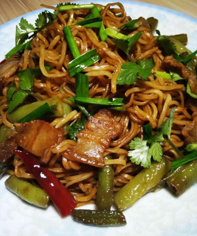 最好吃的面还是老妈亲手做的蒸面, 胜过一切美食, 我可以吃三大碗