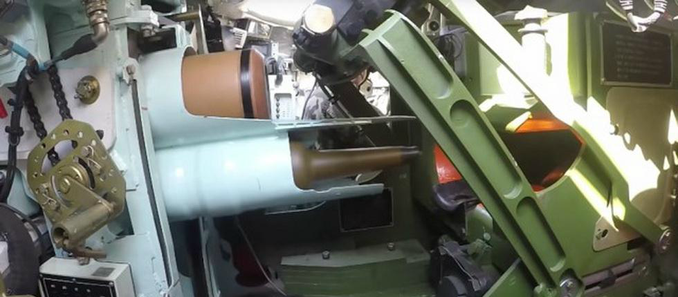 泰军秀vt4自动装弹全程展示中国造坦克强劲火力_新浪看点