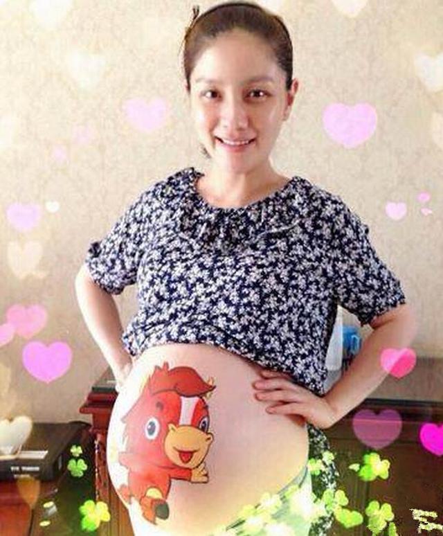 最强男女宝宝肚型对比图,90%的宝妈都说准
