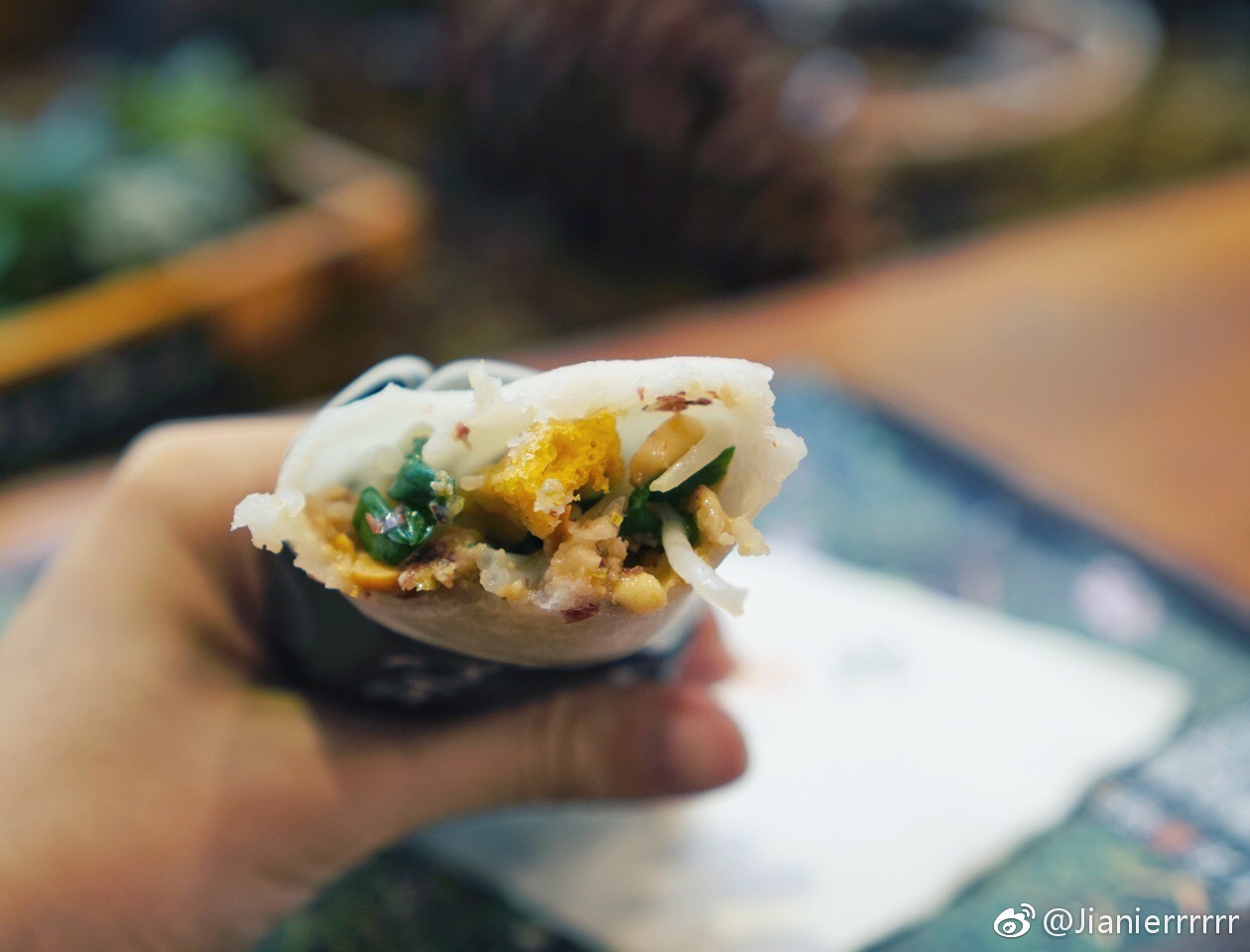 饵块食光|在丽江古城里发现了一个这么小小的天地|丽江古城|饵块|口感_新浪新闻