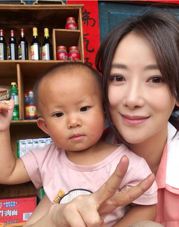 她15岁出道,搭档刘涛走红,嫁小6岁鲜肉,性感女神沦落成村姑|陈紫函