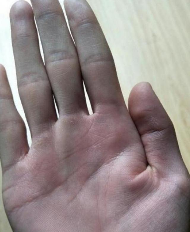 男人"暴发户"的手相, 必定一生不缺财运, 不是人龙就是鸾凤!