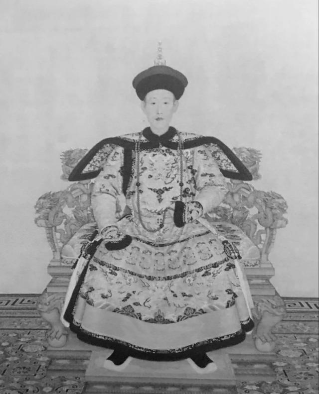 历史上真实的乾隆帝画像看看到底有多帅气