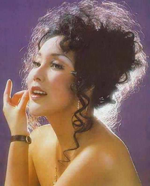 此人是抗日名将,晚年被黑社会枪杀,女儿是香港人人皆知的艳星