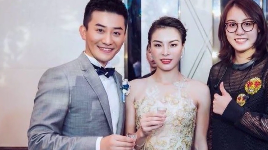 跳水皇后吴敏霞晒可爱涂鸦孕肚 与老公相拥拍全家福超温馨