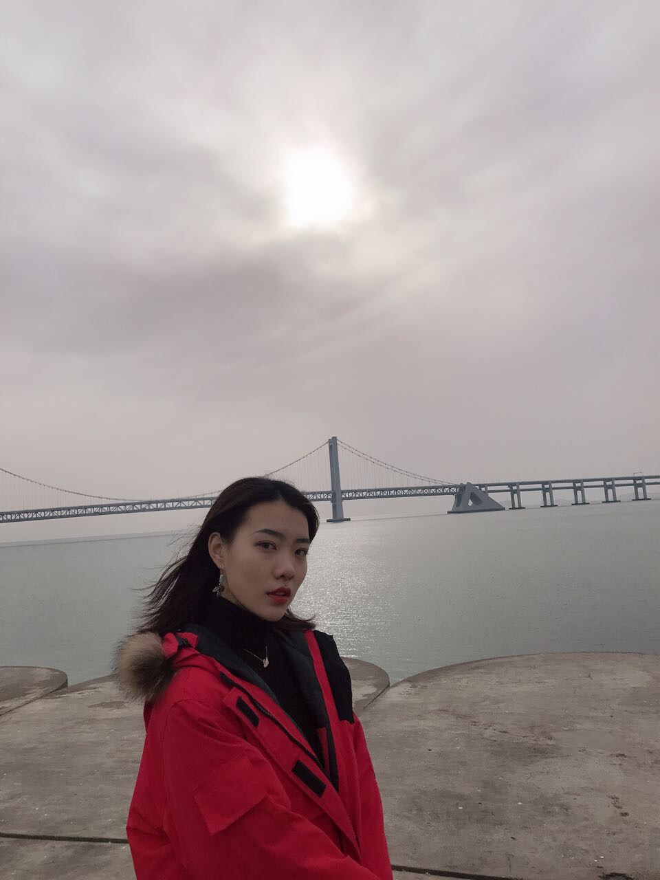 王雨晴 沈阳师范大学17级播音与主持艺术 99年 170cm49kg