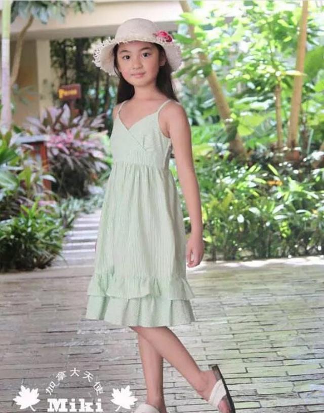 张千巽妈妈首曝光,比17岁女儿还漂亮,怪不得张木易相中miki了呢