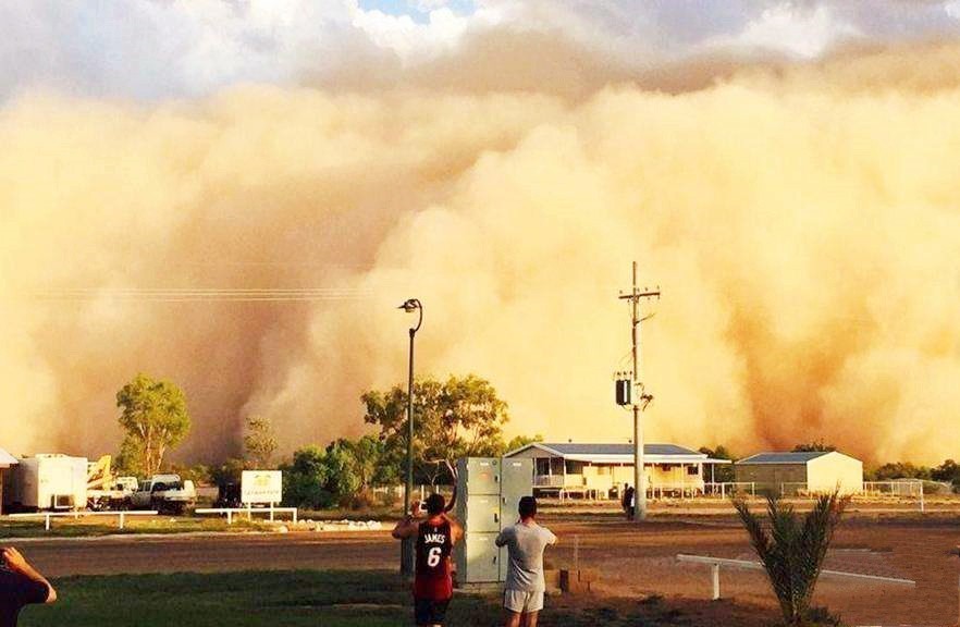 2100年的人类将面临多重灾难|沙尘暴|龙卷风|温室气体_新浪新闻