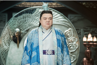 他是猪八戒专业户,为拍戏竟然增肥70斤,与老婆姐弟恋恩爱至今