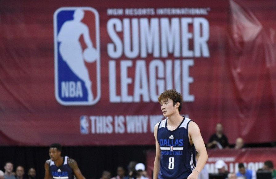 丁彦雨航赴美拒绝注册cba这是铁了心要留在美国