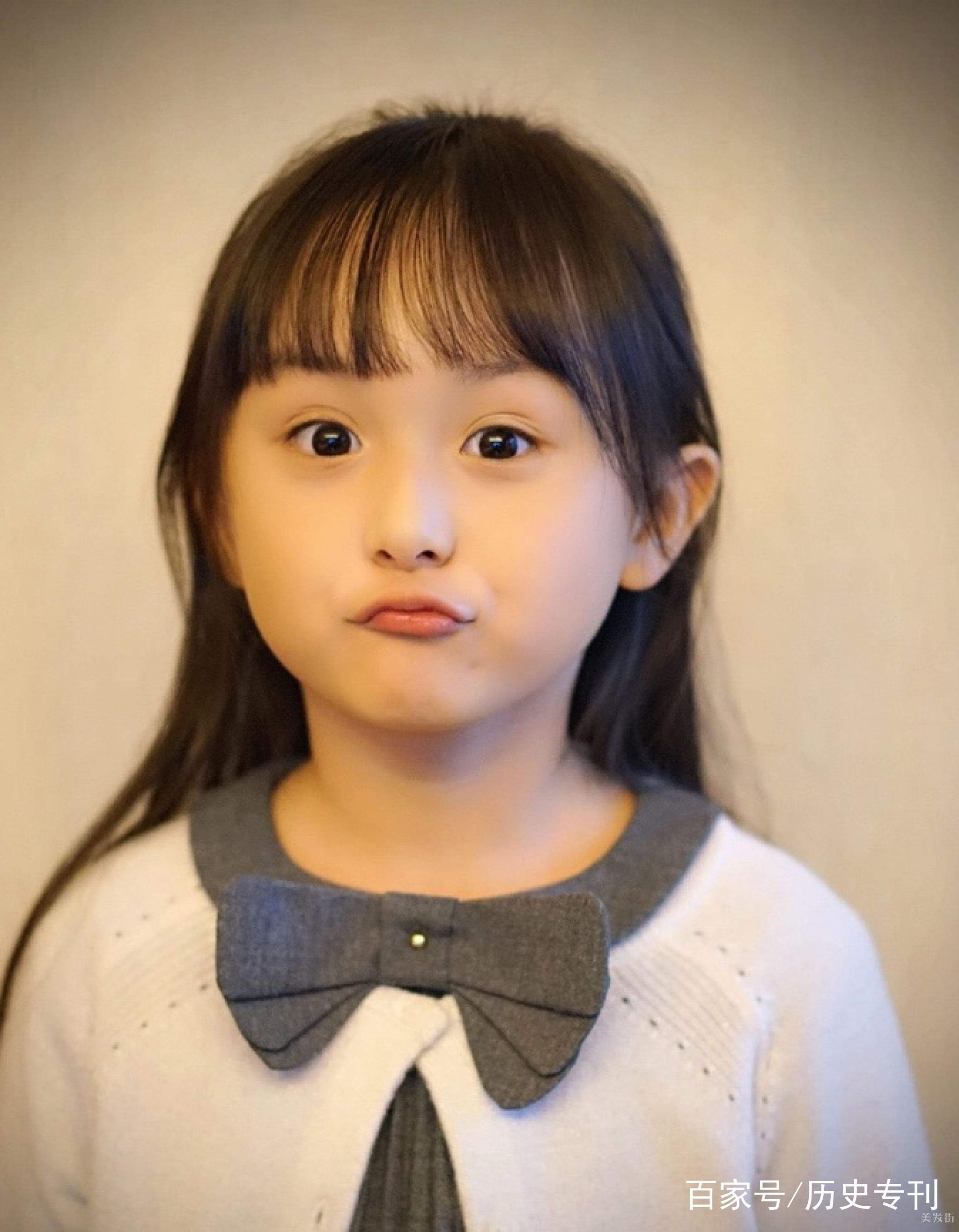 宫里的生活并没有什么差的,只是人与人之间的关系非常复杂,你如果太