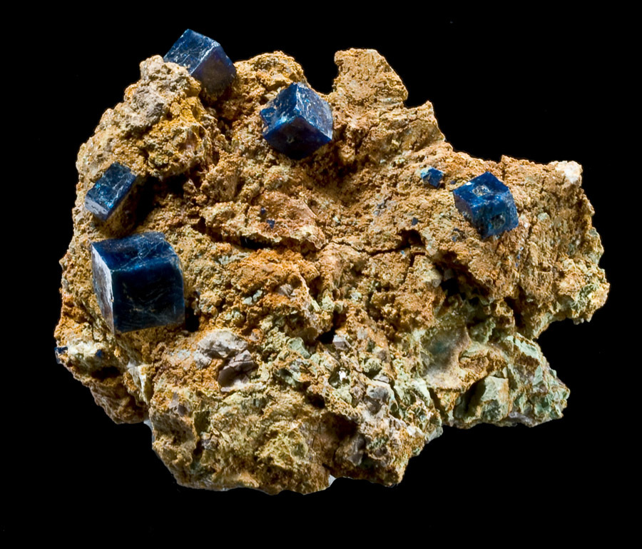 银铜氯铅矿boleite