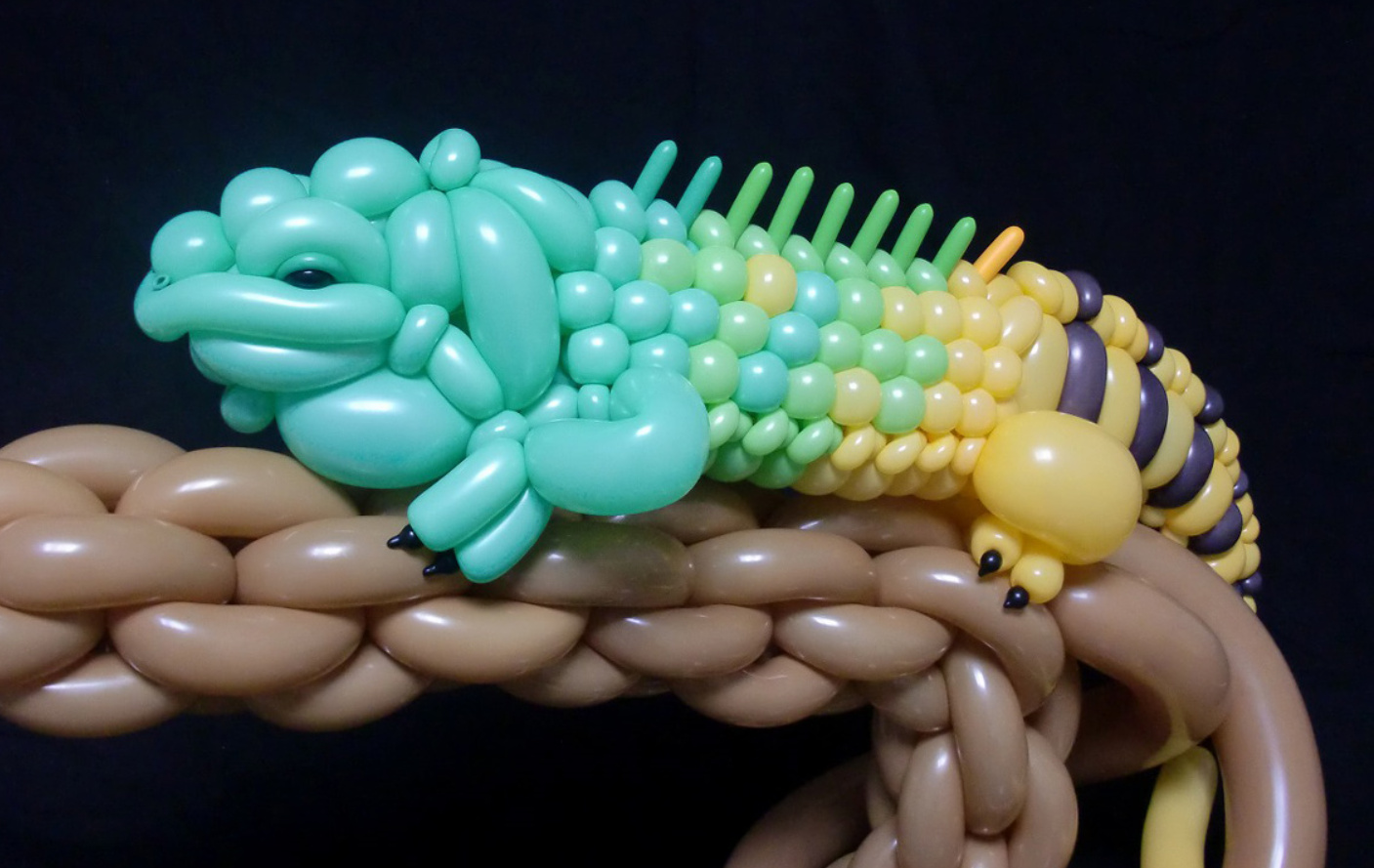 扭气球不只是一种普通的把戏