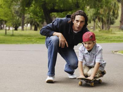 蹲下来和孩子交流,或许你会发现,孩子长大了!