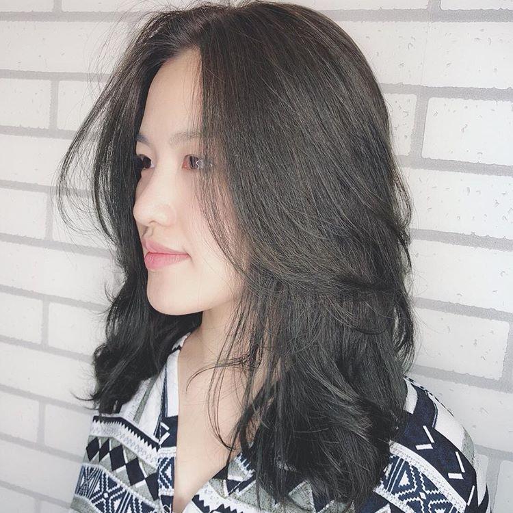 韩式微卷女生发型这样的微卷今年最流行