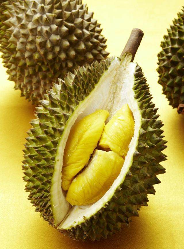 吃水果,此种"果核"可别扔,埋土里,4天生芽叶,能结果呢!