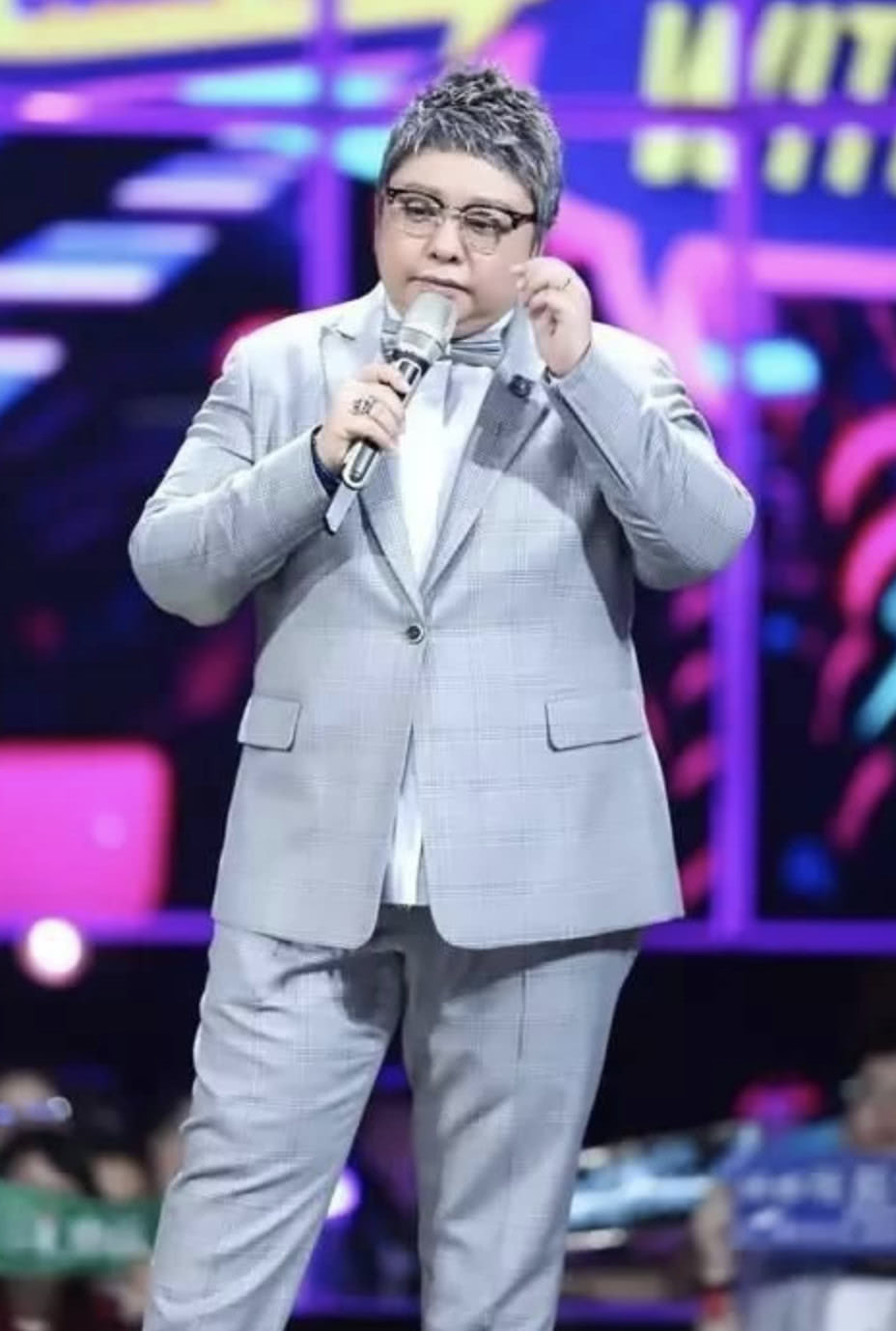 娶的女明星,最后一位是完全没人敢靠近|女明星|郑欣宜|韩红_新浪新闻